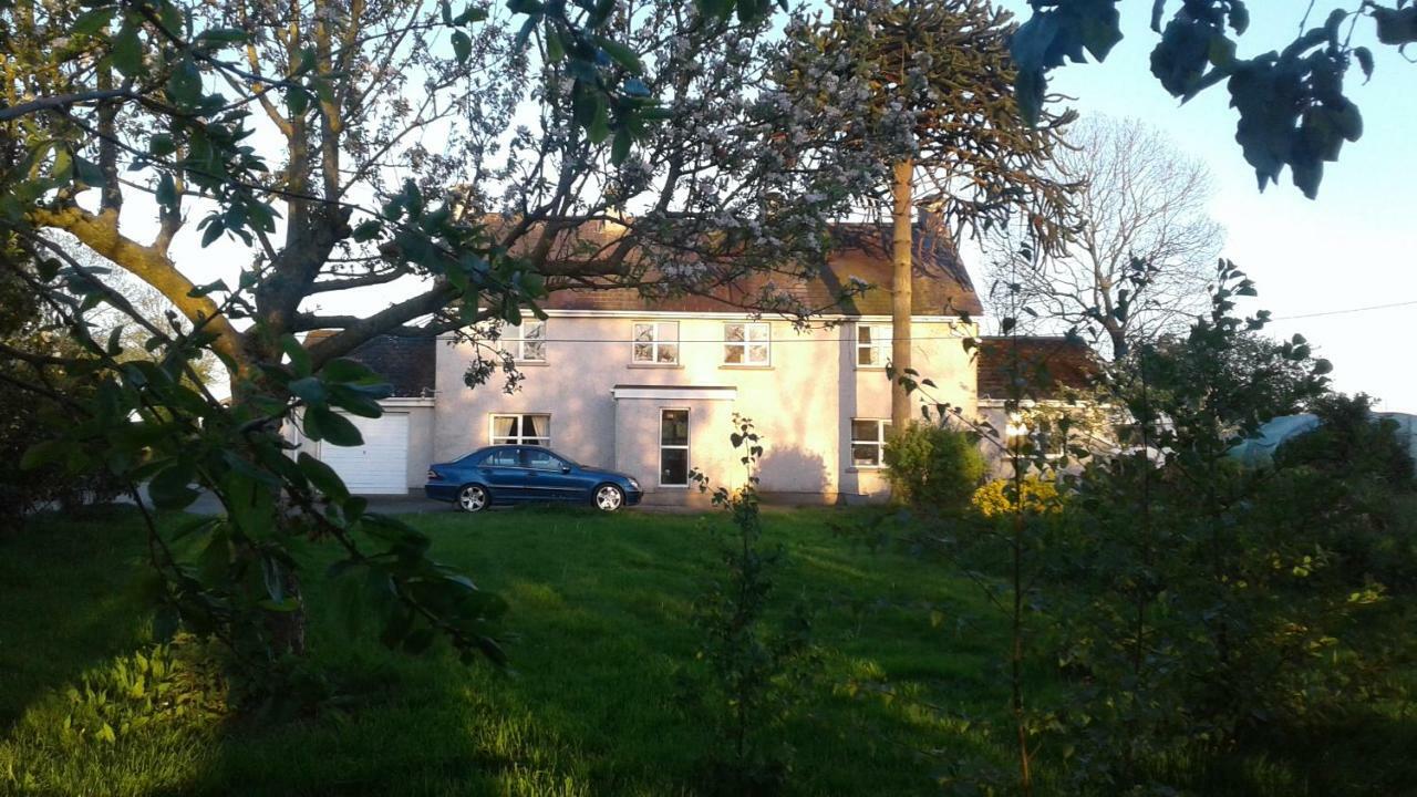 Lisieux House On Lough Neagh Acomodação com café da manhã Aghalee Exterior foto